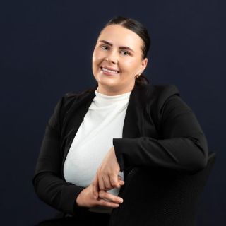 Lillie Connelly - Real Estate Agent