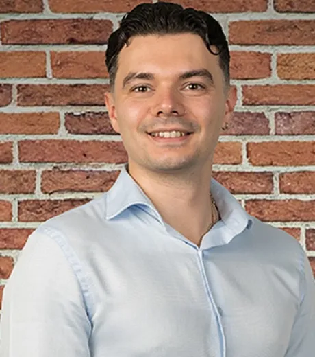 Tom Nikolovski - Real Estate Agent at Andrews and Co - Bannockburn