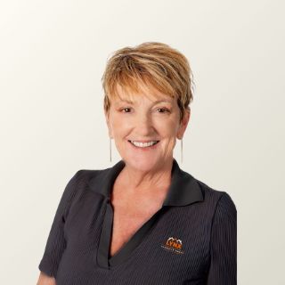 Cathy Coles - Real Estate Agent
