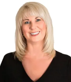 Nicole Jackson - Real Estate Agent