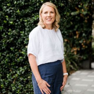 Claudia  Regan - Real Estate Agent