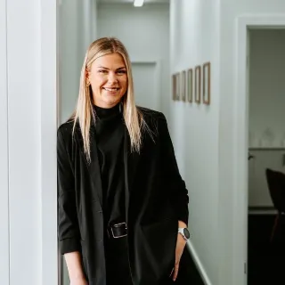 Ella Tennant - Real Estate Agent