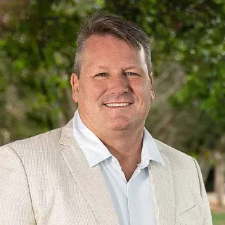 Jon Smith - Real Estate Agent