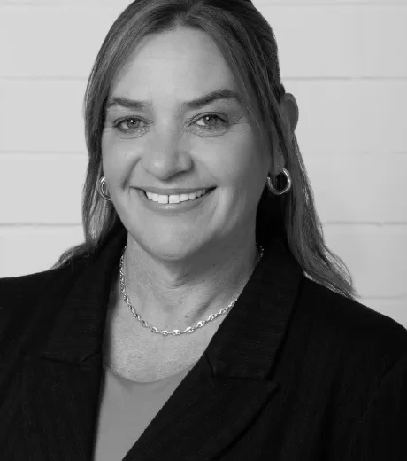 Schiona  Swart - Real Estate Agent at New Edge Real Estate