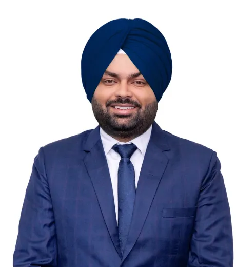 Sandeep Singh - Real Estate Agent at Melvic Real Estate