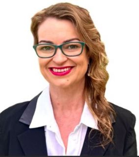 Holly Pleming - Real Estate Agent