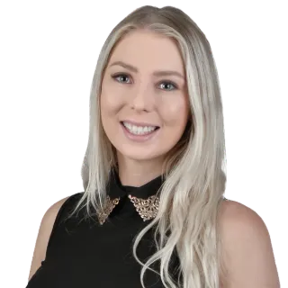 Stacey Tree - Real Estate Agent