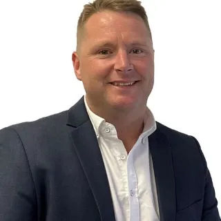 Tom  Hanrahan - Real Estate Agent