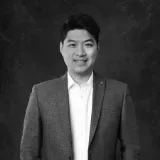 Tony (Shik)  Tse - Real Estate Agent From - Mclaws Property