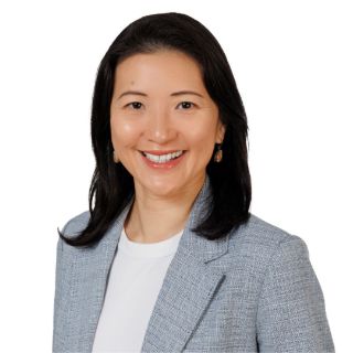 Tracy Lee - Real Estate Agent