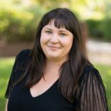 Leonie Blacka - Real Estate Agent From - Raine & Horne - Berry