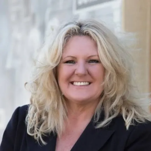 Vicki  Streatfeild - Real Estate Agent at Richardson & Wrench Southern Highlands