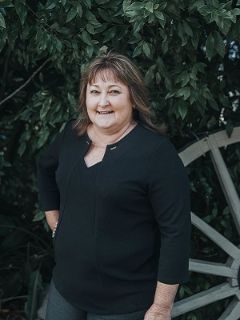 Vicki  Pain - Real Estate Agent