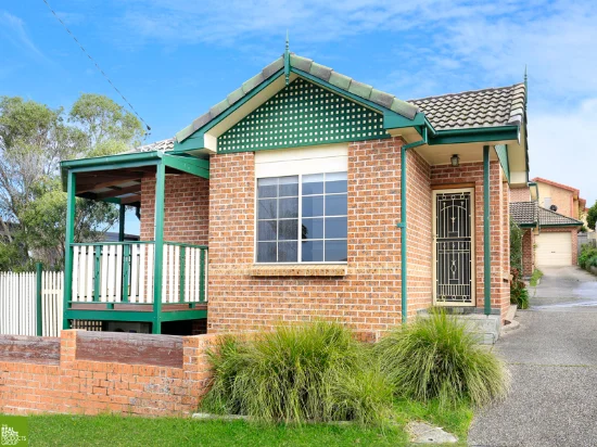 1/10 Bell Street, Keiraville, NSW 2500
