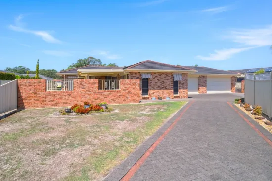 1/10 Michaela Place, Forster, NSW 2428