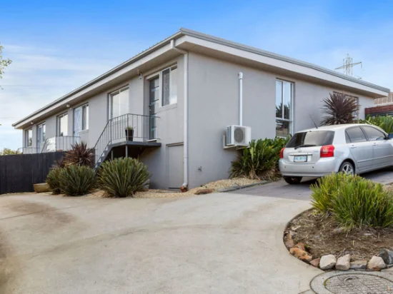 1/17 Bentley Road, Lenah Valley, Tas 7008 - For Rent