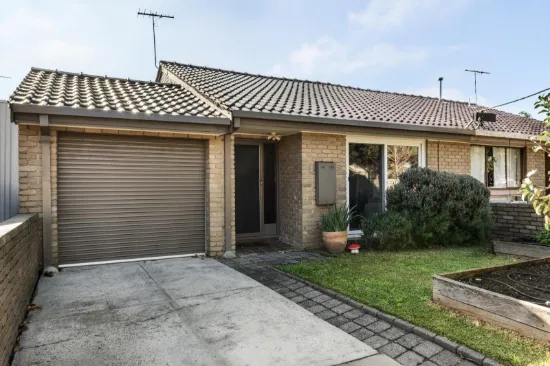 1/26 Hall Street, Coburg, Vic 3058