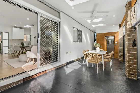 1/27 Farnham Avenue, Roselands, NSW 2196 - For Rent