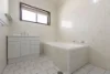 1/30 Pugsley Avenue, Estella NSW 2650-Image
