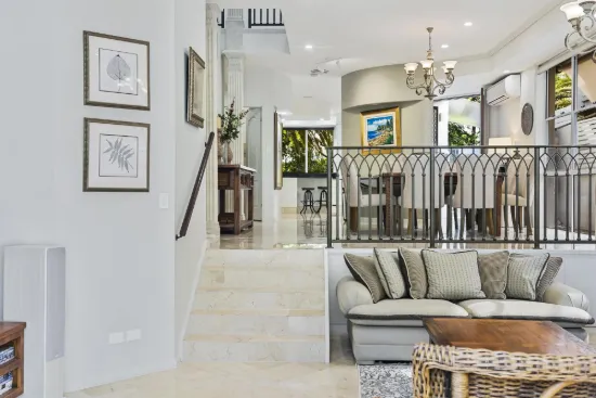 1/44 Tedder Avenue, Main Beach, Qld 4217-Image