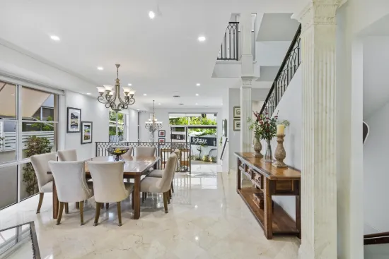 1/44 Tedder Avenue, Main Beach, Qld 4217-Image