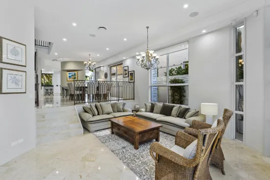 1/44 Tedder Avenue, Main Beach, Qld 4217-Image