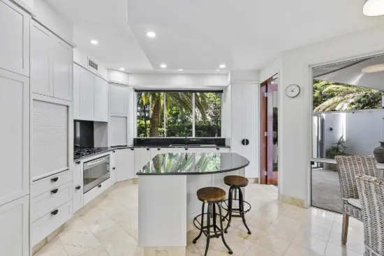 1/44 Tedder Avenue, Main Beach, Qld 4217-Image