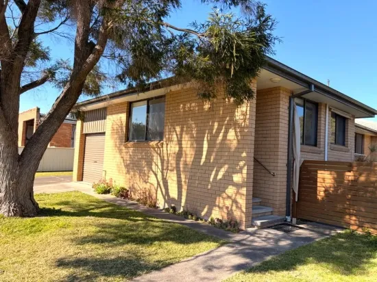 1/6 Fairway Crescent, Forster, NSW 2428