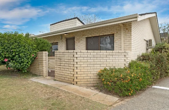 1/79 Clydesdale Street, Como, WA 6152