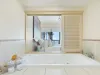 12/5-7 Arlington Esplanade, Clifton Beach, Qld 4879-Image