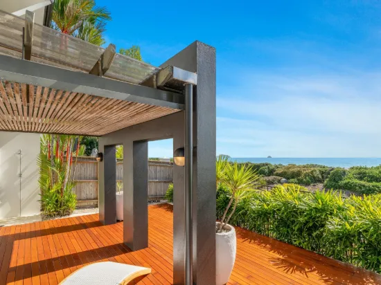 12/5-7 Arlington Esplanade, Clifton Beach, Qld 4879-Image