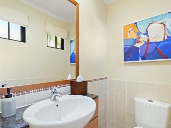 12/5-7 Arlington Esplanade, Clifton Beach, Qld 4879-Image