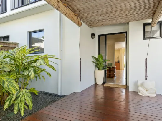 12/5-7 Arlington Esplanade, Clifton Beach, Qld 4879-Image
