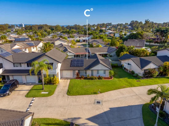 17/30 St Kevins Avenue, Benowa, Qld 4217
