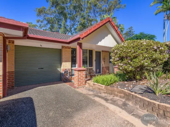 18/62-66 Brown Street, Labrador, Qld 4215