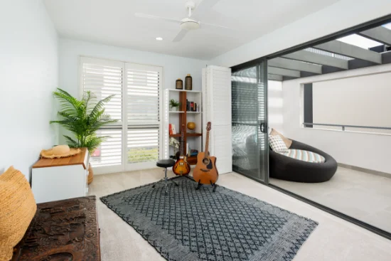 18 River Vista Way, Paradise Point, Qld 4216-Image