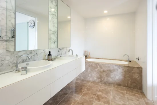 18 River Vista Way, Paradise Point, Qld 4216-Image