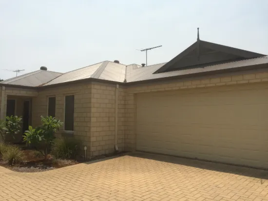 2/1 Jacqueline St, Bayswater, WA 6053