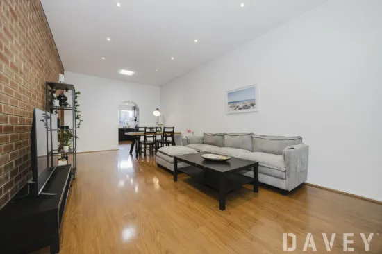 2/10 Dover Road, Scarborough, WA 6019