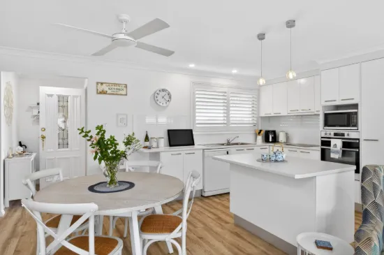 2/14 Watkins Street, Long Jetty, NSW 2261