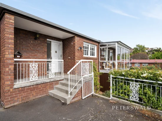 2/16 Fehre Court, Sandy Bay, Tas 7005 - For Sale