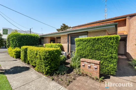 2/161 Denison Street, Hamilton, NSW 2303