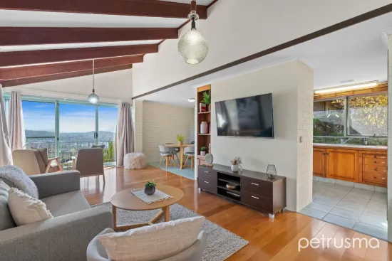 2/17 Marlborough Street, Sandy Bay, Tas 7005