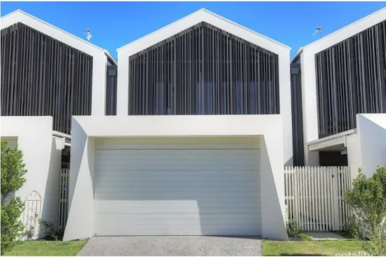 2/21 Magnoli Circuit, Palm Beach, Qld 4221