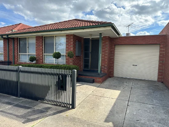 2 & 3/8 Stewart Road, Oakleigh East, Vic 3166