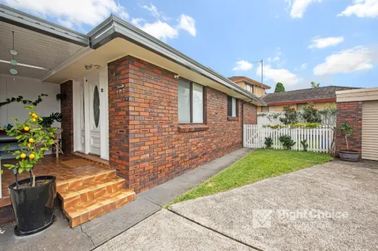 2/35 Loftus Drive, Barrack Heights, NSW 2528