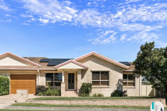 2/4 Tuggerah Circuit, Flinders, NSW 2529