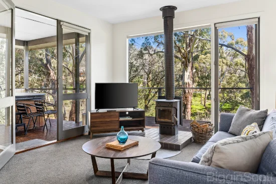 2/5 Swiss Mount Avenue, Hepburn Springs, Vic 3461