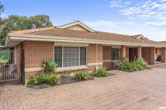 2/52 Winchester Place, Ballajura, WA 6066