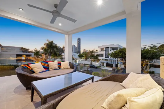 2/56 Woodroffe Avenue, Main Beach, Qld 4217-Image